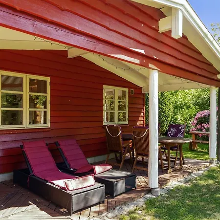 Flugha - 500m To The Fjord By Interhome *