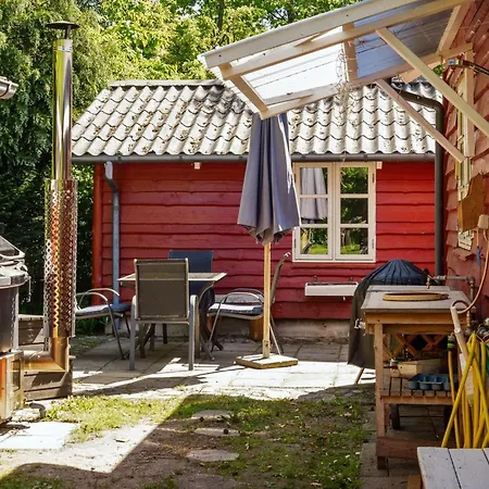 Flugha - 500m To The Fjord By Interhome *